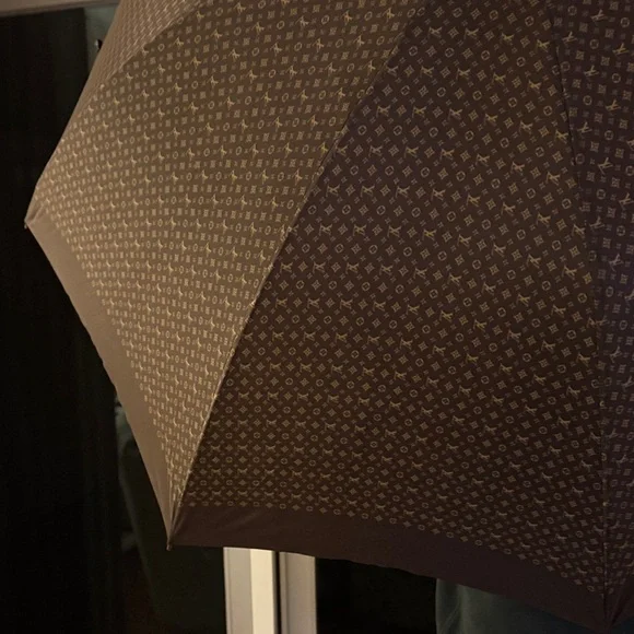 Louis Vuitton Dark Brown Monogram Umbrella
